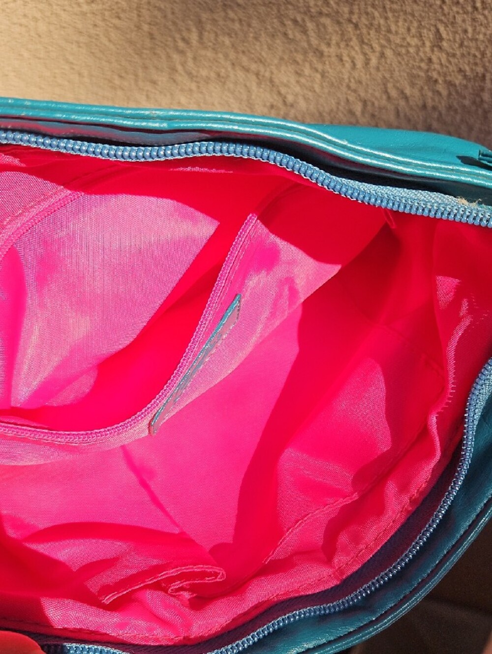 Candie's Hot Pink Interior Zip Pocket Handbag - Picture 4 of 4